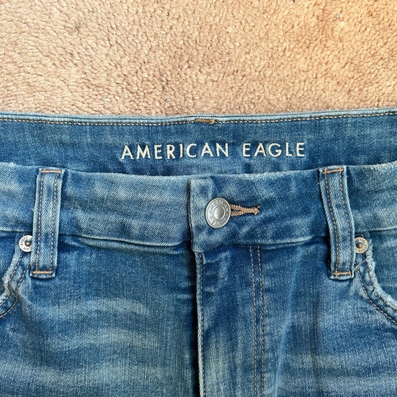 American Eagle Outfitters Curvy High-Rise Shortie Size 12 - Picture 2 of 4